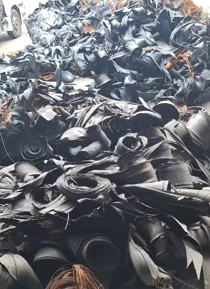 Steel cord rubber scraps